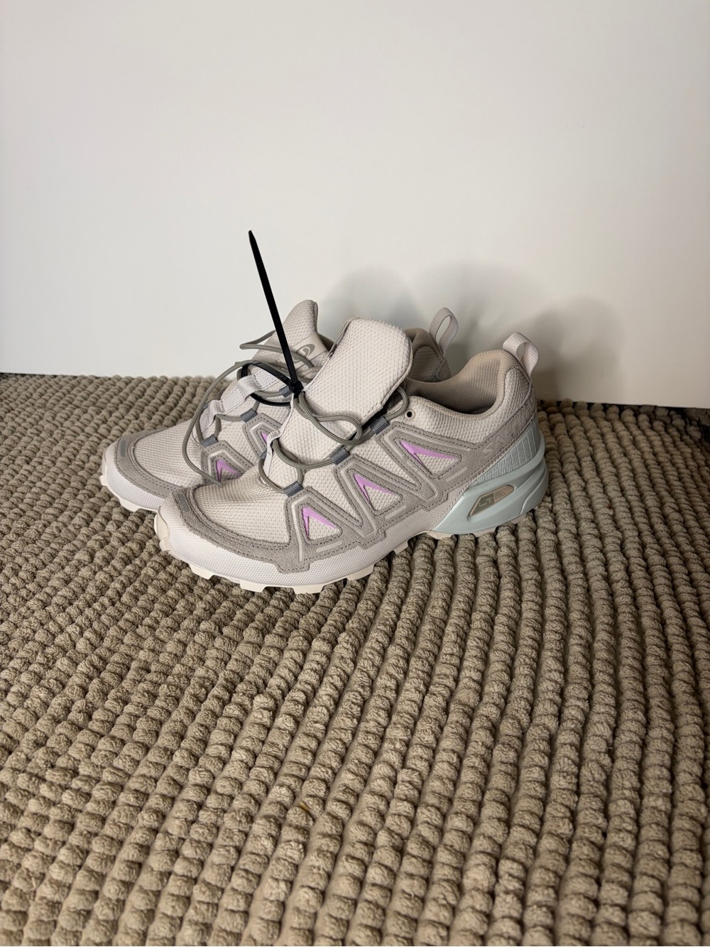 NWOB Salomon Speedcross 3 M8.5/W9.5
